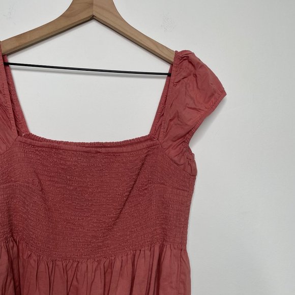 Abercrombie & Fitch Pink Smocked Cropped Top Size Large - Picture 3 of 6